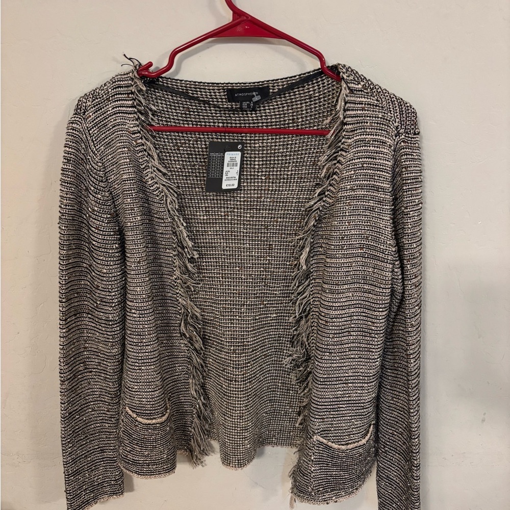 Atmosphere Two-Tone Frayed Open-Front Cardigan - gold Cream & Black
